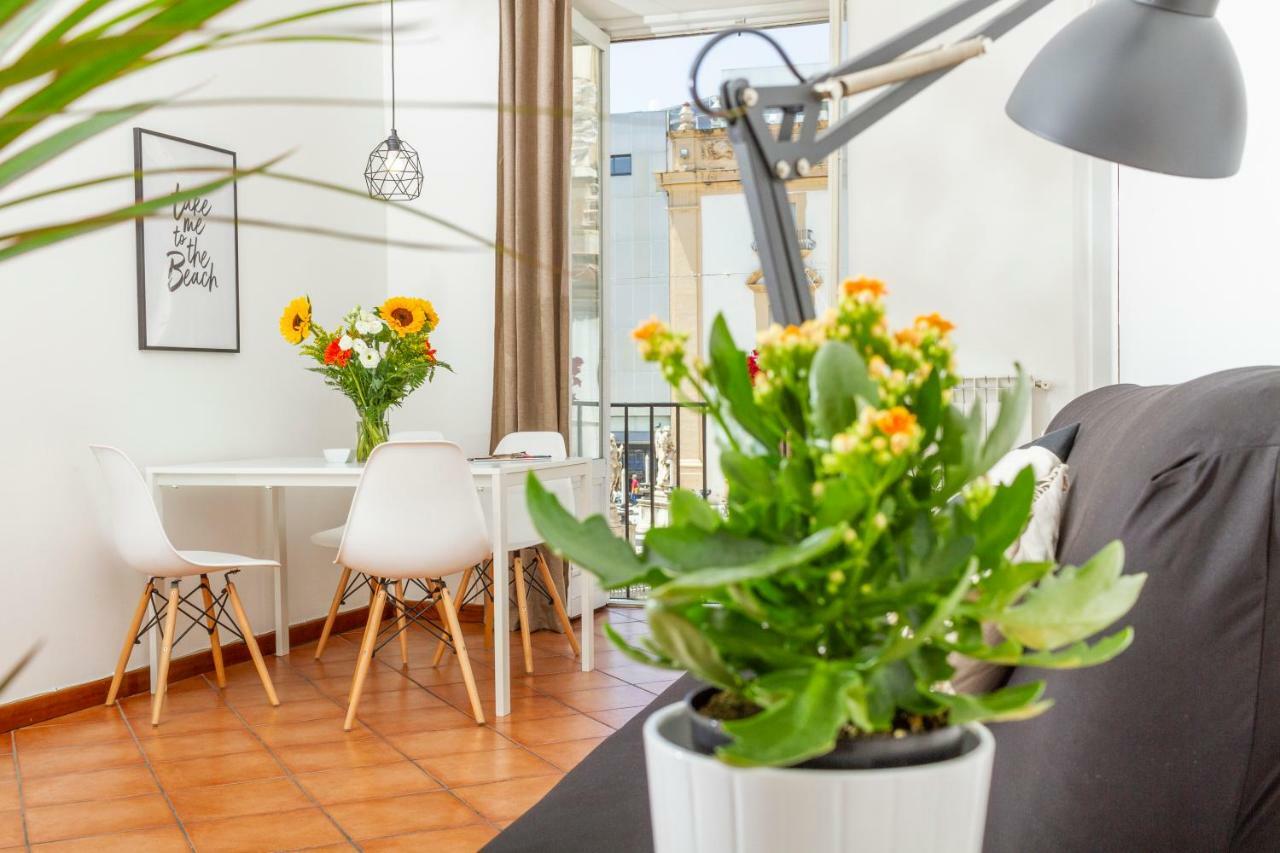 I Balconi Di San Domenico Apartment Palermo Luaran gambar